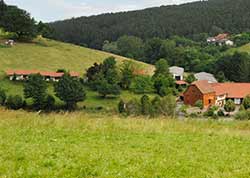 Bauernhof und Ferienhuser